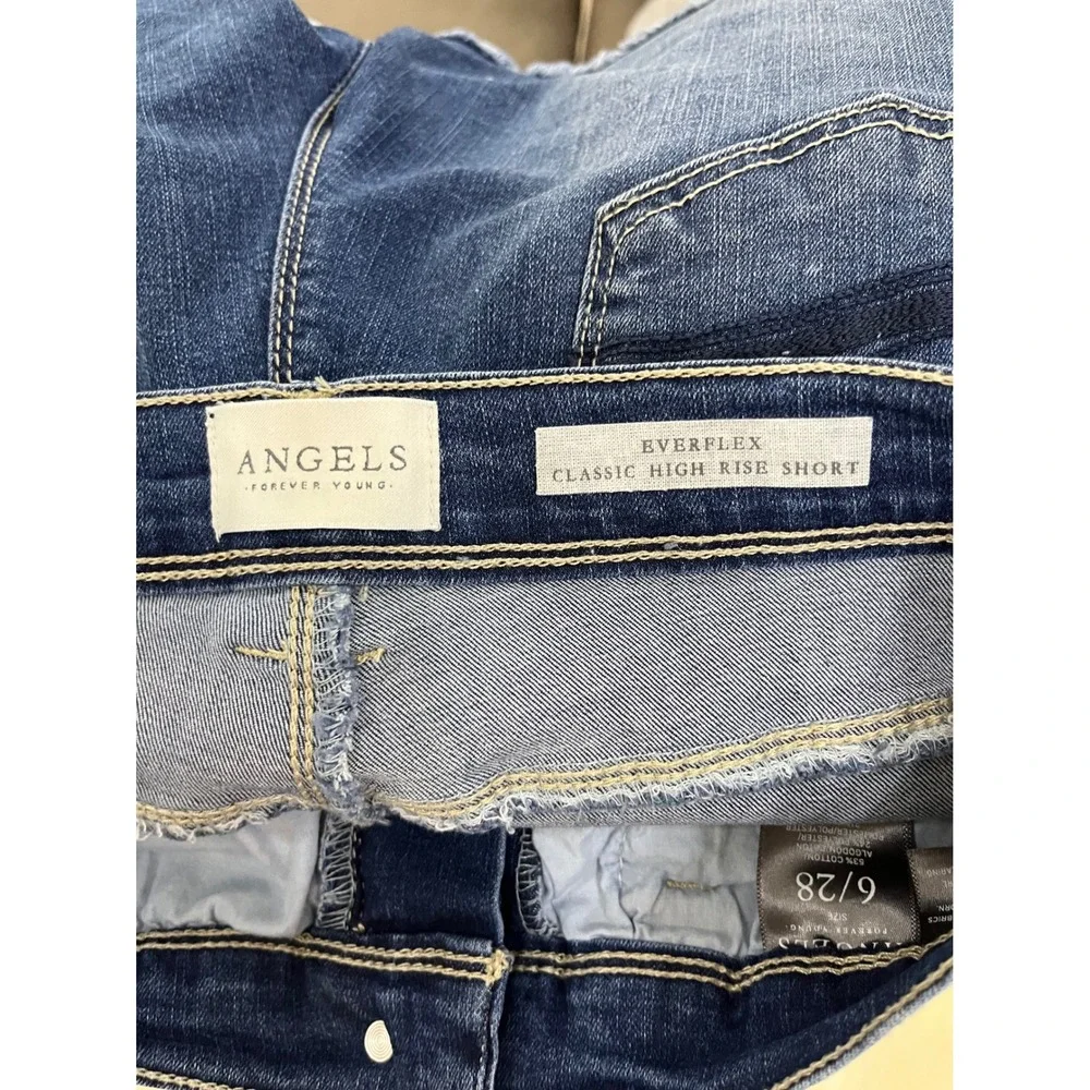 Angels Everflex Classic‎ High Rise Shorts Women 6/28 Blue Denim Good Frayed Hem